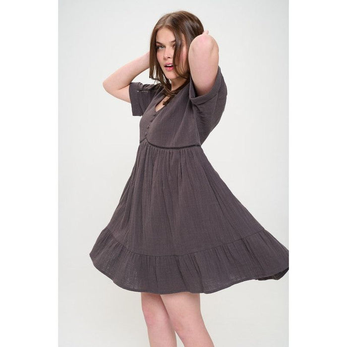 PLUS SIZE SHORT SLV BUTTON DOWN V-NECK SHORT DRESS