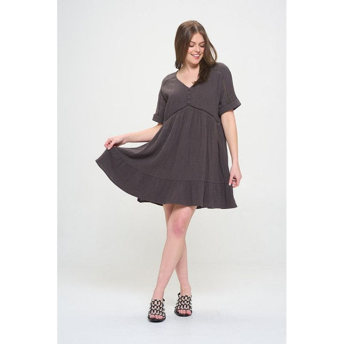 TEXTURED SHORT SLV BUTTON DOWN V-NECK SHORT DRESS